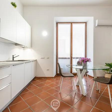 Elisabetta Apartment *